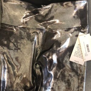 Brand new heroin sport metallic leggings with tags